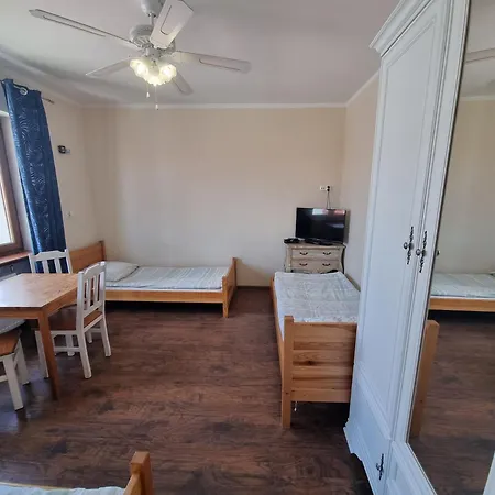 Vandrerhjem Rumiankowy Airport *