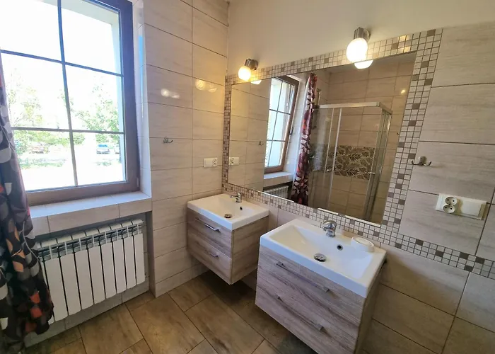 Hostel Rumiankowy Airport Breslau